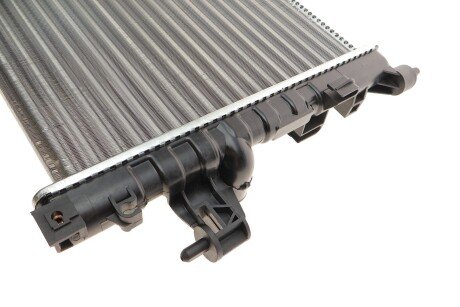 Радиатор охлаждения двигателя van Wezel 37002380