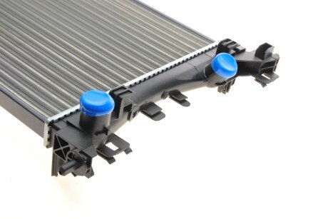 Радіатор охолодження двигуна van Wezel 37002408