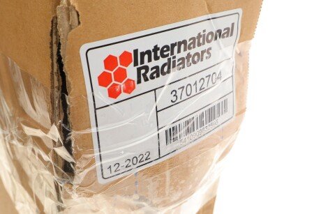 Радиатор охлаждения двигателя van Wezel 37012704