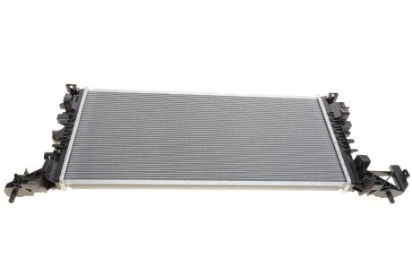 Радиатор охлаждения двигателя van Wezel 37012704 на Опель Астра к