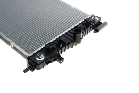 Радиатор охлаждения двигателя van Wezel 37012710