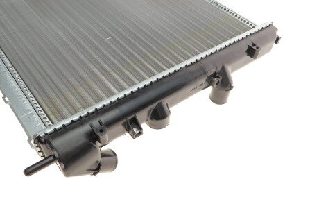 Радиатор охлаждения двигателя van Wezel 43002215