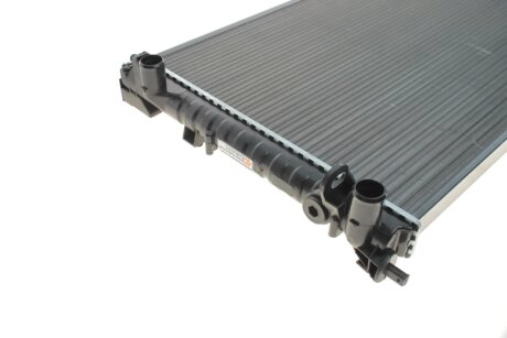 Радиатор охлаждения двигателя van Wezel 43002259