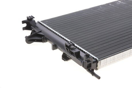 Радіатор охолодження двигуна van Wezel 43002290