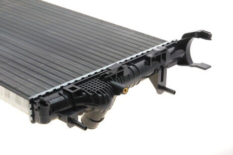 Радиатор охлаждения двигателя van Wezel 43002414