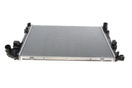 Радіатор охолодження двигуна Van Wezel 43002427