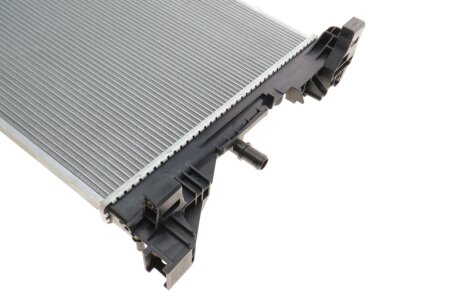 Радиатор охлаждения двигателя van Wezel 43002608