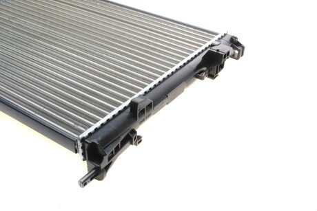 Радіатор охолодження двигуна van Wezel 43012303