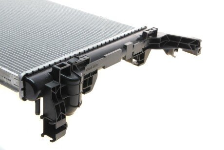 Радиатор охлаждения двигателя van Wezel 43012706