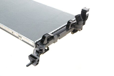 Радиатор охлаждения двигателя van Wezel 43012706