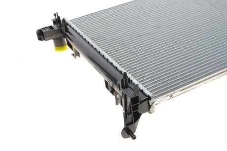 Радиатор охлаждения двигателя van Wezel 43012709