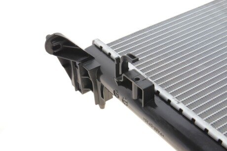 Радиатор охлаждения двигателя van Wezel 43012709