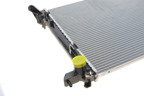 Радиатор охлаждения двигателя van Wezel 43012709