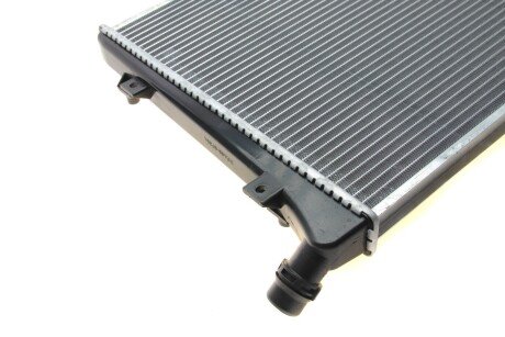 Радиатор охлаждения двигателя van Wezel 58002255