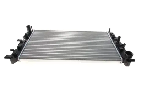 Радіатор охолодження двигуна Van Wezel 58002271