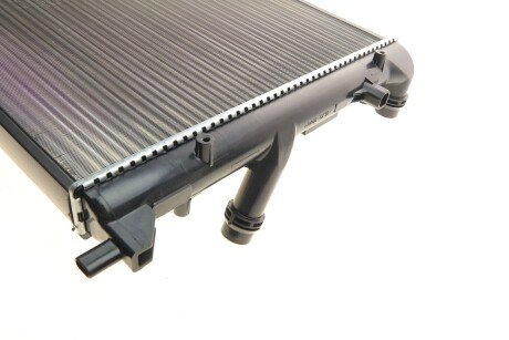 Радиатор охлаждения двигателя van Wezel 58002289