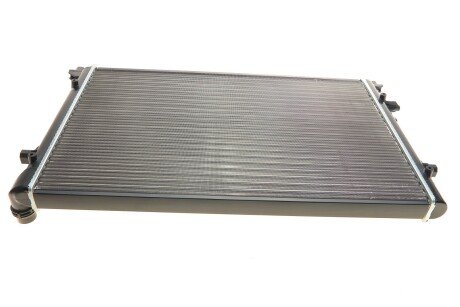 Радиатор охлаждения двигателя van Wezel 58002289