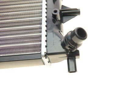 Радиатор охлаждения двигателя van Wezel 58002289