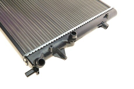 Радиатор охлаждения двигателя van Wezel 58002289