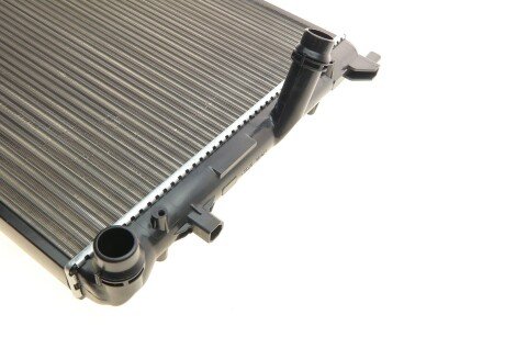 Радиатор охлаждения двигателя van Wezel 58002289