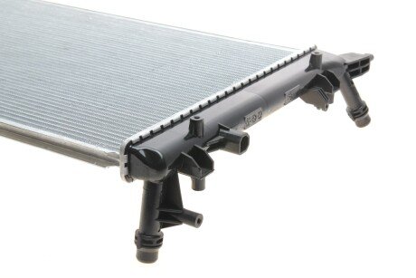 Радіатор охолодження двигуна van Wezel 58002326