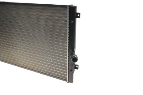 Радіатор охолодження двигуна van Wezel 58012208