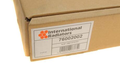 Радіатор охолодження двигуна van Wezel 76002002