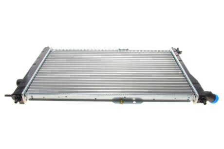 Радиатор охлаждения двигателя van Wezel 81002001