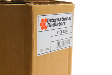 Радіатор охолодження двигуна van Wezel 81002066