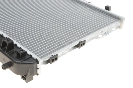 Радиатор охлаждения двигателя van Wezel 81002073