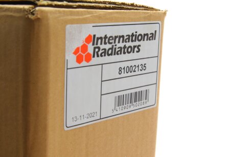 Радіатор охолодження двигуна van Wezel 81002135