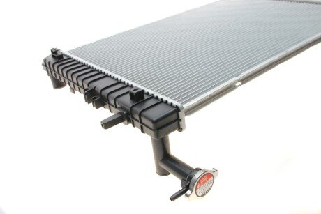 Радиатор охлаждения двигателя van Wezel 82002210