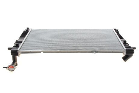 Радиатор охлаждения двигателя van Wezel 82002210