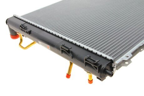 Радиатор охлаждения двигателя van Wezel 83012703