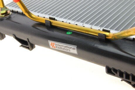 Радиатор охлаждения двигателя van Wezel 83012703