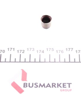 Комплект прокладок victor Reinz 021018503 на Дачия Сандеро