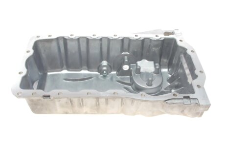 Піддон масляний (без отвору під датчик); алюміній vika 11030039401