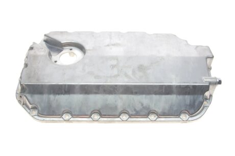 Піддон оливний (з отвором під датчик) vika 11030977601 на Шкода Суперб 1