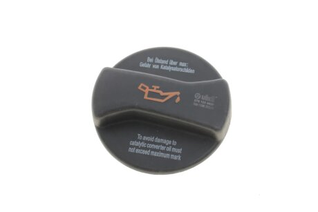 Кришка горловини вливу масла кришки клапанів vika 11031551401 на Шкода Суперб 1