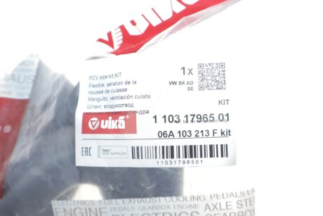Патрубок вентиляції картерних газів vika 11031796501