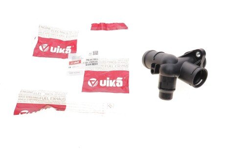 Фланець охолоджувальної рідини vika 11211797501 на Ауди А6 с6