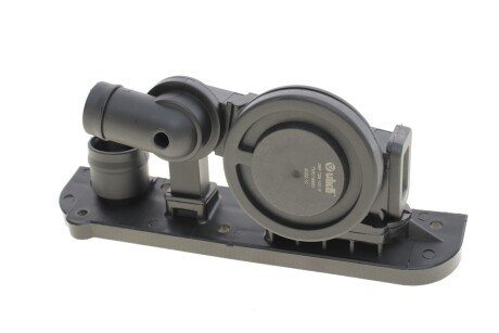 Клапан повітряний пластиковий vika 11291782101 на Фольксваген Джета