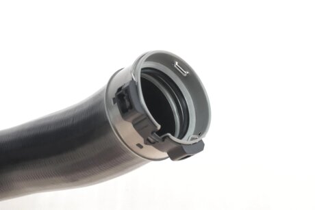 Патрубок інтеркулера (турбіни) vika 11451818201