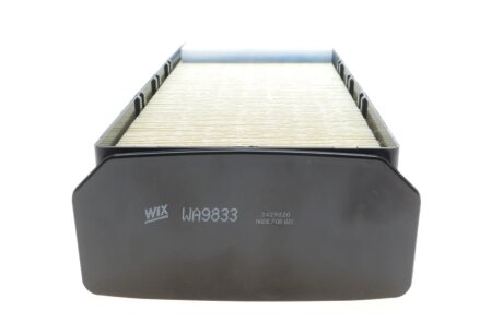 Фільтр повітряний BMW 3, 5, X5 3.0-5.0 D 11- (WIX-FILTERS) wixfiltron WA9833