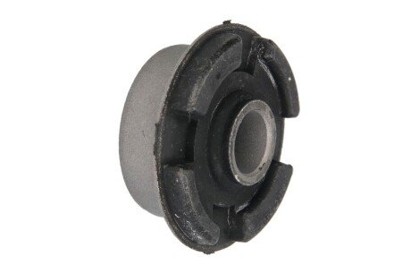 Сайлентблок переднего рычага yamato J42022AYMT