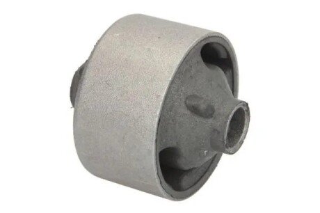 Сайлентблок переднего рычага yamato J42060BYMT