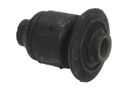 Сайлентблок переднего рычага yamato J43006BYMT