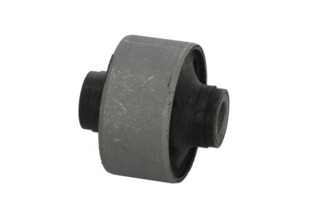 Сайлентблок переднего рычага yamato J45043BYMT