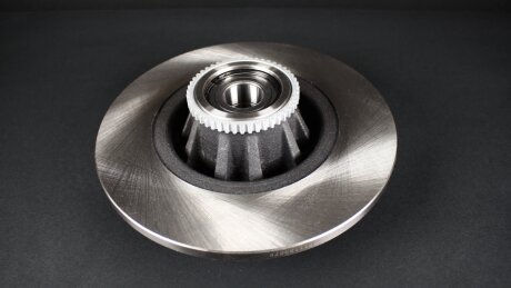 Диск тормозной задний, 01- (с подшипником) zilbermann 08211 на Ниссан Примастар